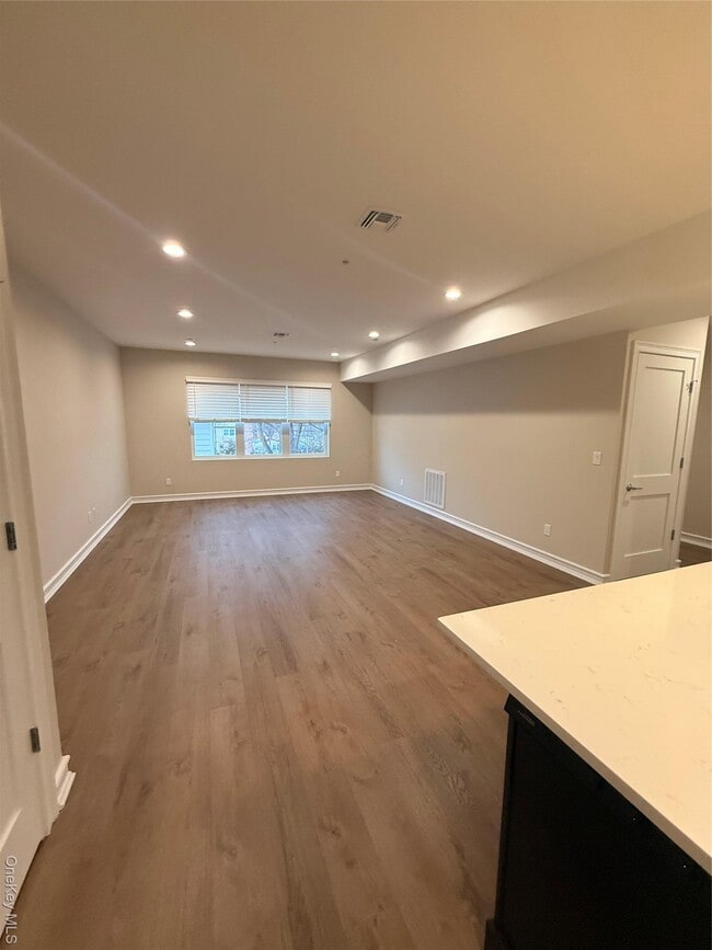 Foto del edificio - 122 Greenwich Ave