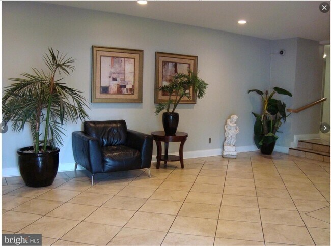 Foto del edificio - 1009 Chillum Rd