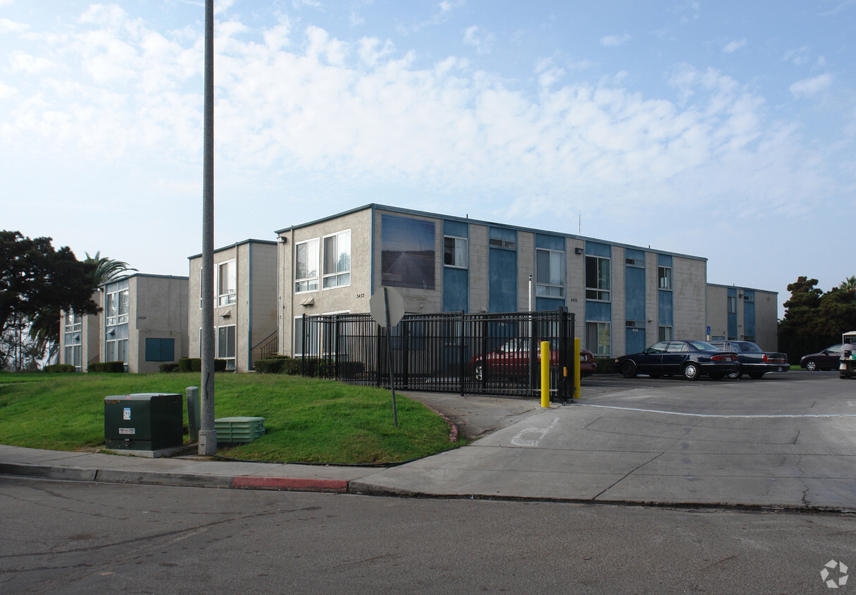 Foto del edificio - Hillside Views Apartments