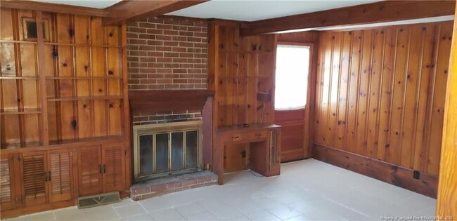 Building Photo - 740 Tolarsville Rd