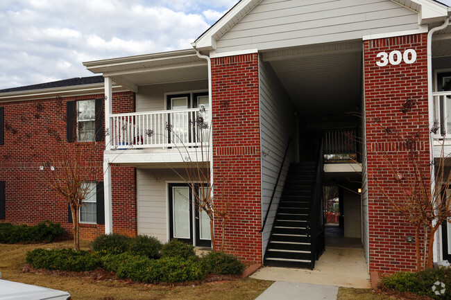 Building Photo - Pecan Cove Apartments