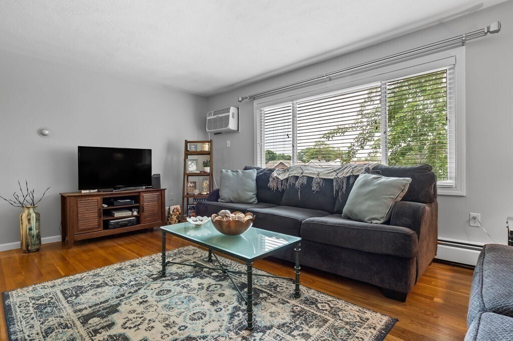 Foto principal - 70 Mudge St