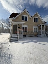 Building Photo - 336 Polk St