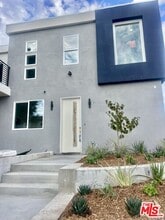 Building Photo - 2707 Ruhland Ave