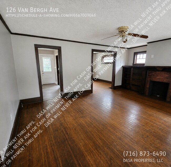 Foto del edificio - 126 Van Bergh Ave