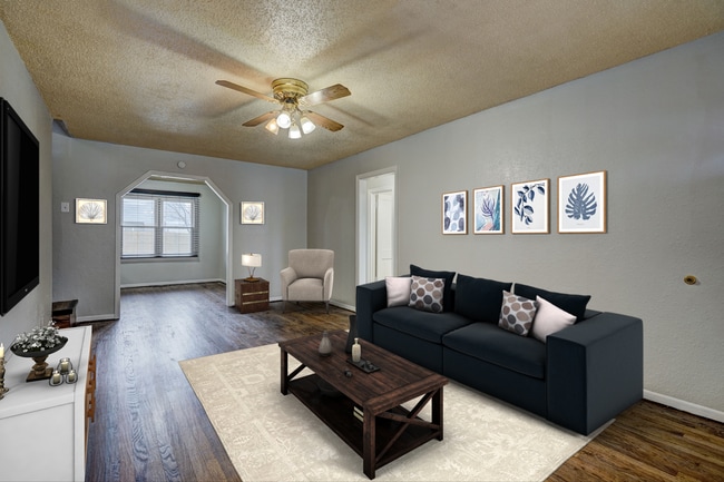 Building Photo - 547 SW 49th St