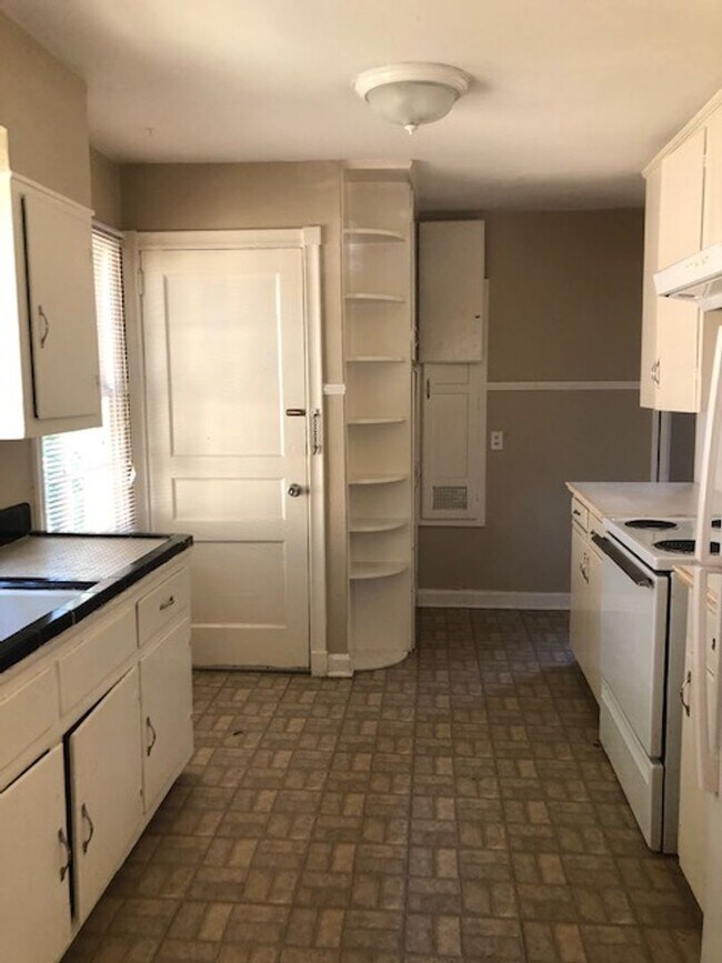 Foto del edificio - Great location in Garden District seconds from Downtown and LSU