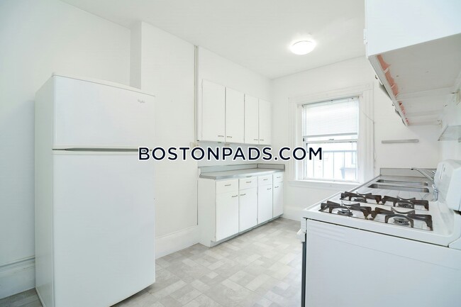 Foto del edificio - 923 Beacon St