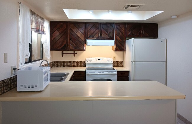 Foto del edificio - 3272 Solarridge St