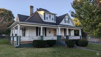 Building Photo - 401 E Chilhowie Ave