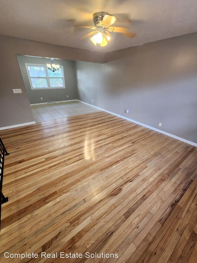 Building Photo - 4 br, 2 bath House - 1340 Johnson Drive