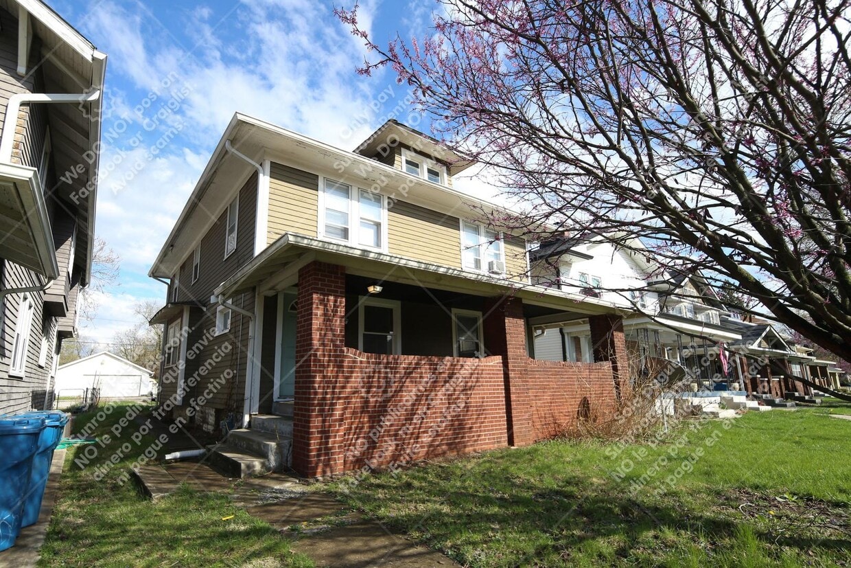 Primary Photo - 4839 N College Ave