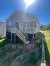 Building Photo - 94 Chambers St