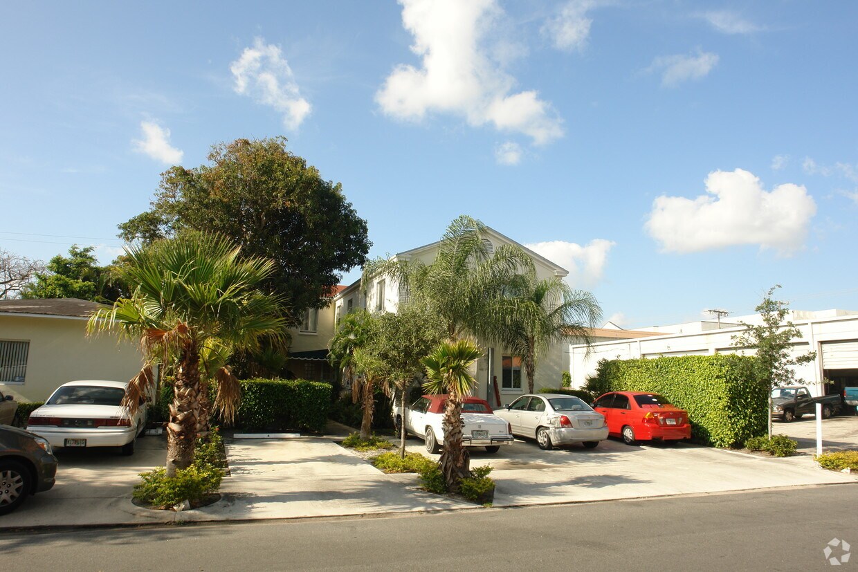 Foto del edificio - 330-340 Almeria Rd