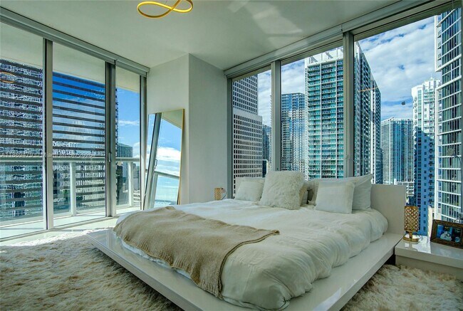 Foto del edificio - 495 Brickell Ave