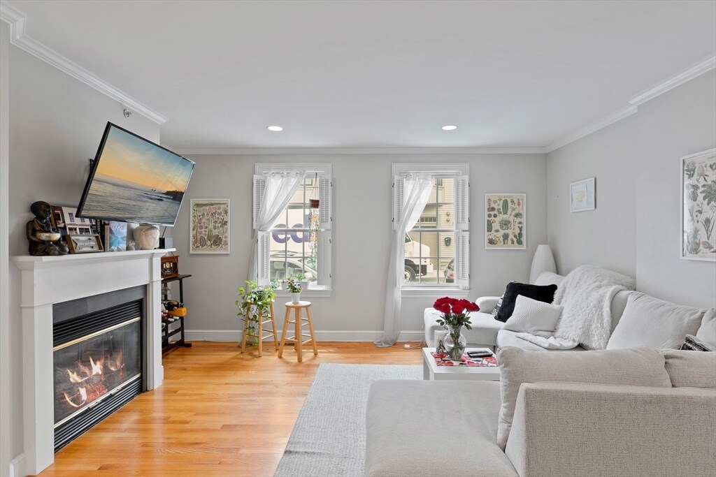 Foto principal - 57 Bartlett St