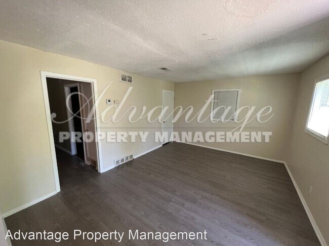 Foto del edificio - 3 br, 1.5 bath House - 842 Alida Ave.