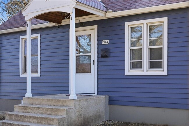 Building Photo - 313 S Midvale Blvd