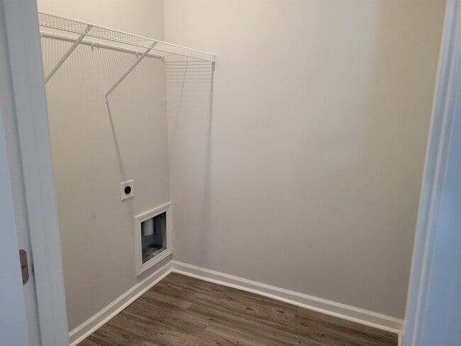 Foto del edificio - 214 Briarcliff Ct