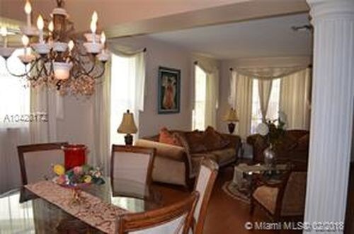 Foto del edificio - 16750 Diamond Pl