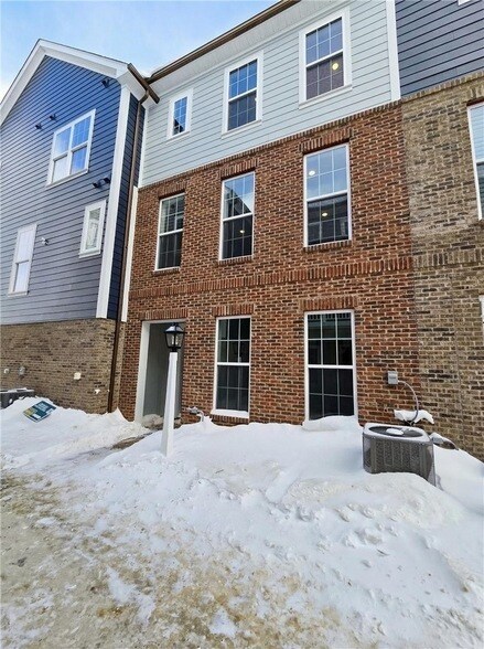 Foto del edificio - 305 Frederick Wy