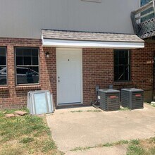 Building Photo - 124 SE 235th Rd