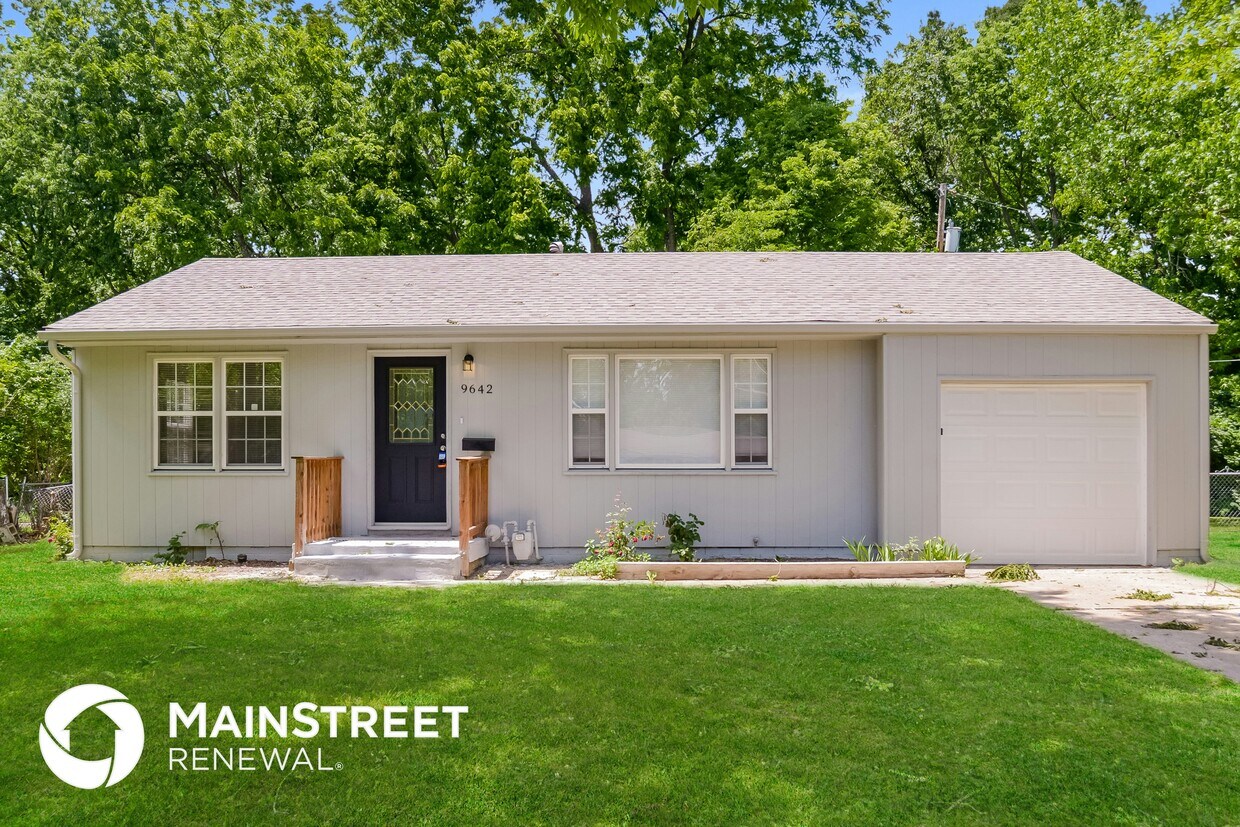 Foto principal - 9642 McGee St