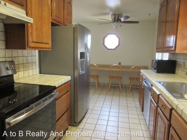 Foto del edificio - 3 br, 1.5 bath House - 2184 Tamie Lane