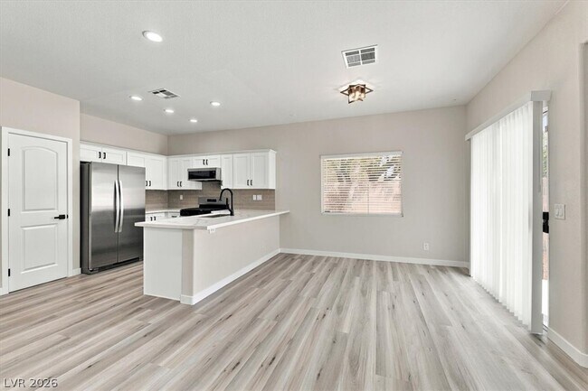 Foto del edificio - 6898 Perfect Sunset Ct