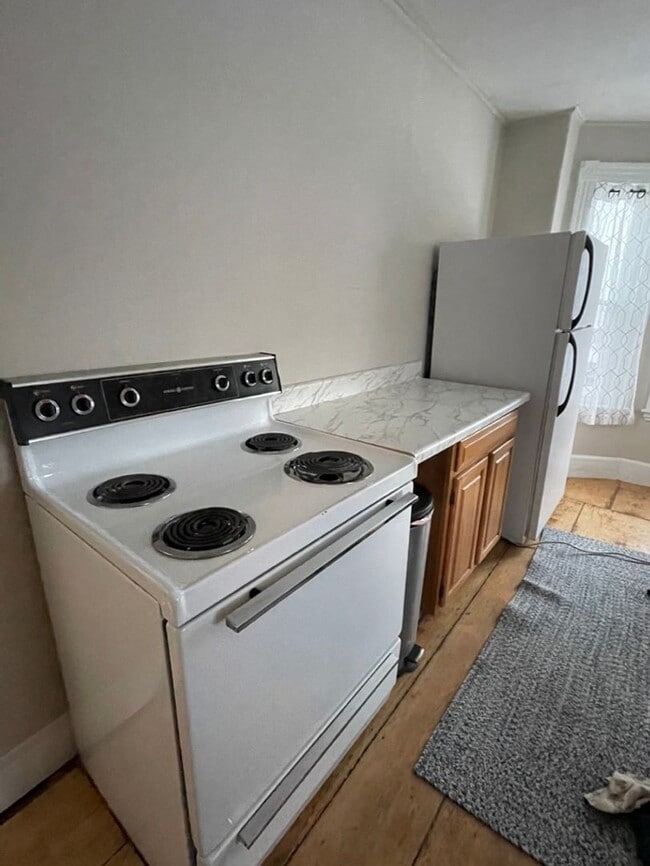 Foto del edificio - 46 Dummer St