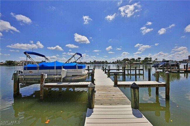 Foto del edificio - 9517 Gulf Shore Dr