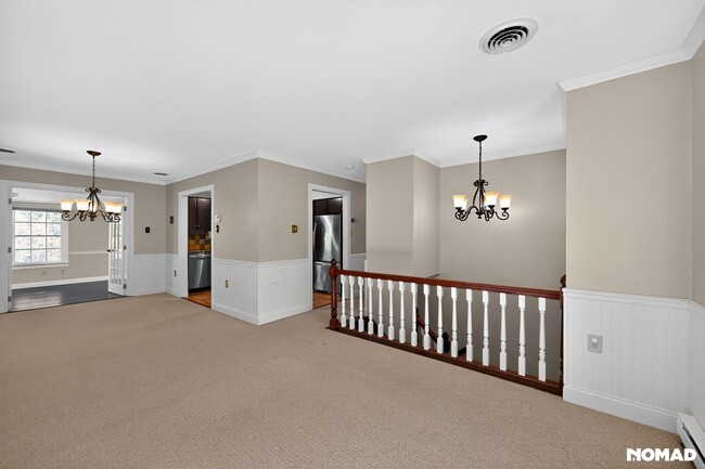 Building Photo - 25 Locust Cir