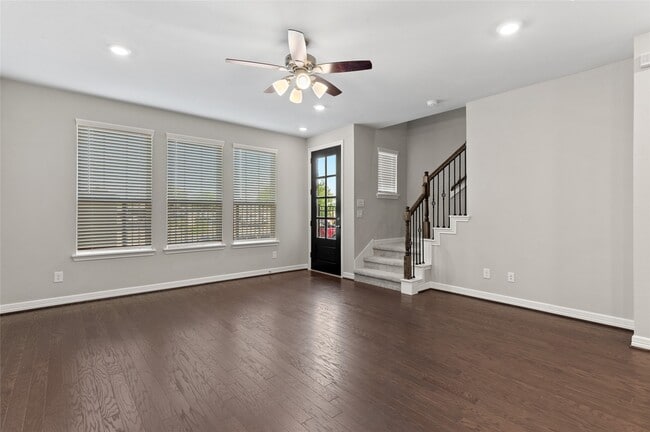 Foto del edificio - 9511 Towne Lake Pkwy