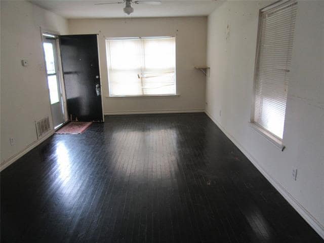 Building Photo - 1212 Ewing Dr