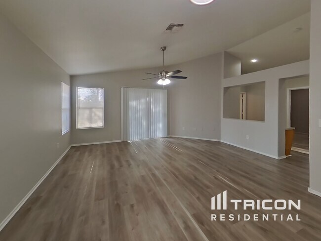Foto del edificio - 12425 N 42nd Dr