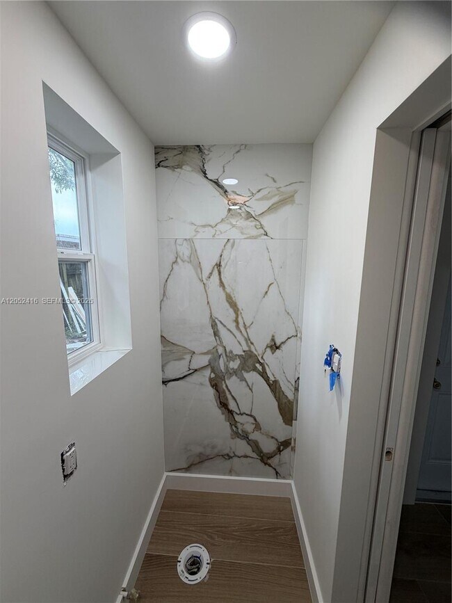 Foto del edificio - 13845 NW 6th Ave