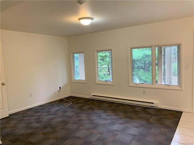 Building Photo - 84 N Liberty Dr
