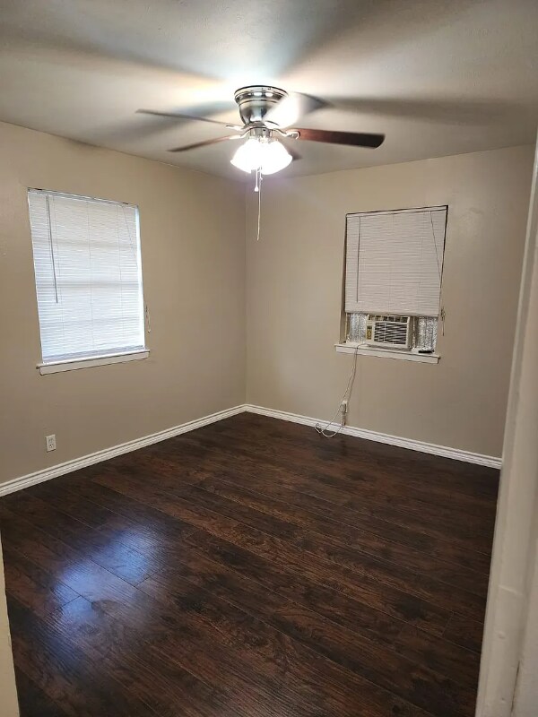 Foto del edificio - 857 Broadway Ave