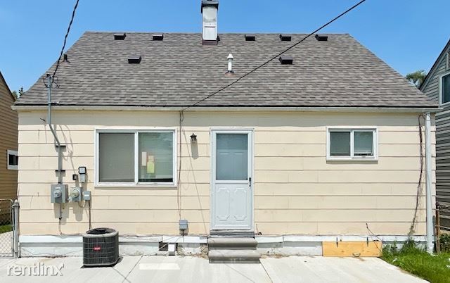 Foto del edificio - 3 br, 1 bath House - 14852 Chesterfield Ave