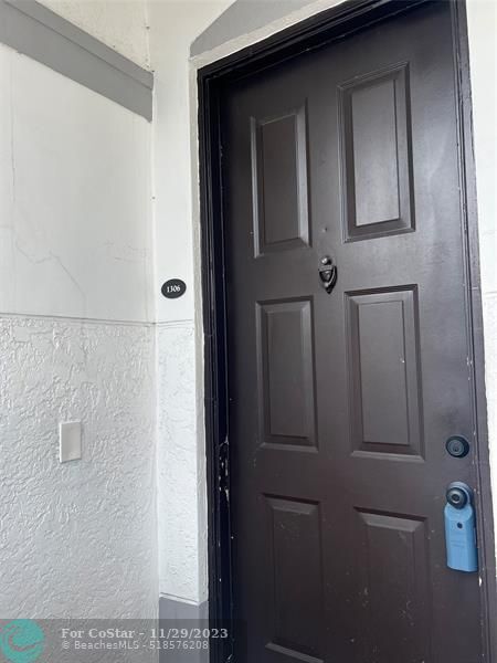 Foto del edificio - 771 SW 148th Ave