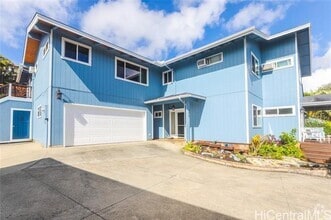 Building Photo - 1399 Nanialii St