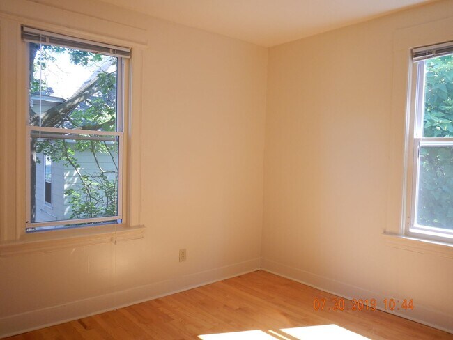Building Photo - 509 Columbus Ave