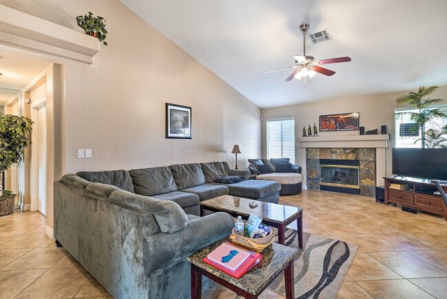 Foto del edificio - 2744 Briarcliff Ave
