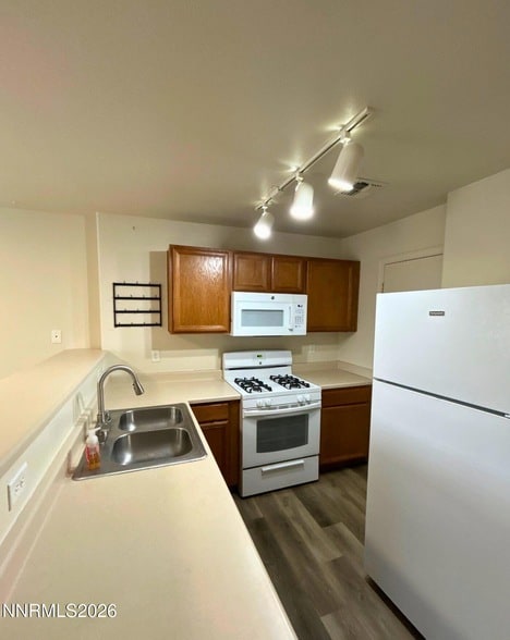 Foto del edificio - 5750 Vista Palomar Way