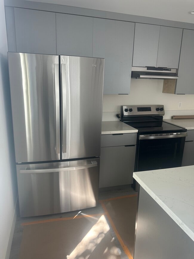 Foto del edificio - Reddy Gardena Properties