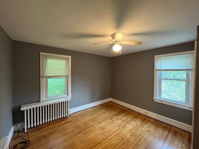Building Photo - 112 W Highland Ave