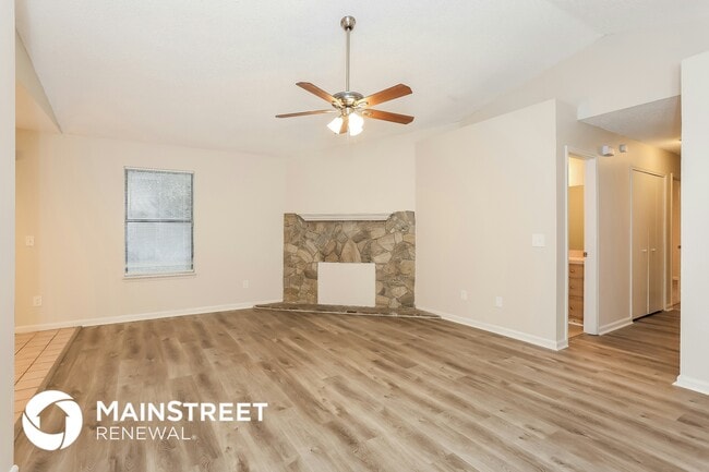 Building Photo - 7756 Pepper Cir E