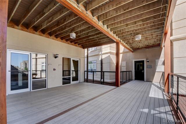 Building Photo - 5677 S Park Pl