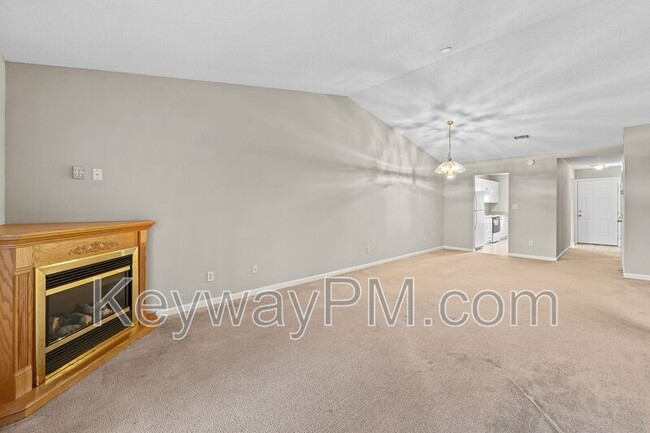 Building Photo - 2011 Summer Valley Way