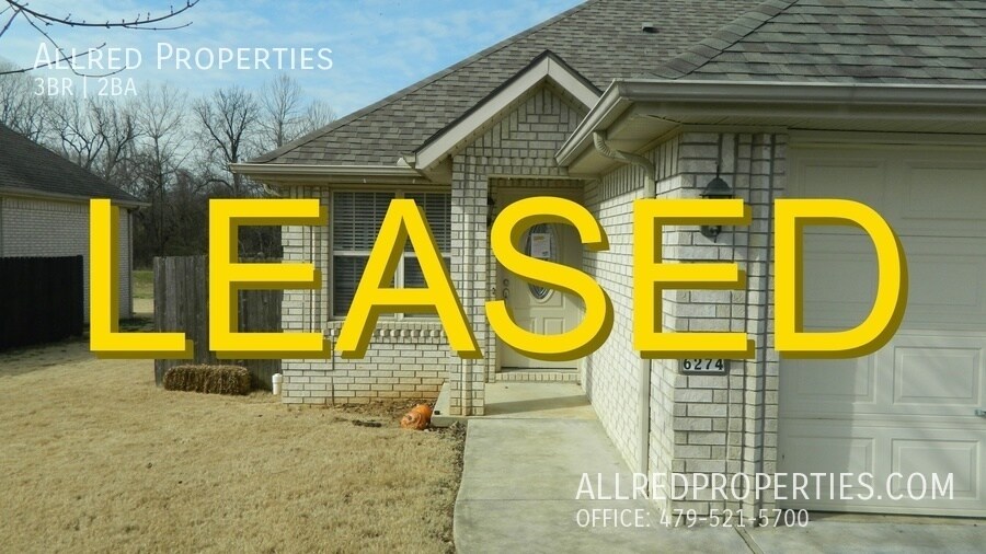 Primary Photo - Fayetteville Duplex: Lawn care included